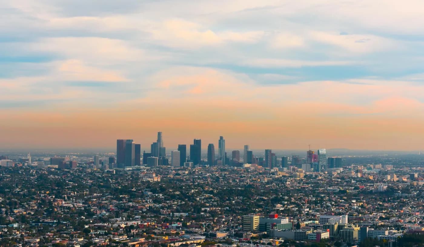 Web Hosting in Los Angeles, CA - GRADAX