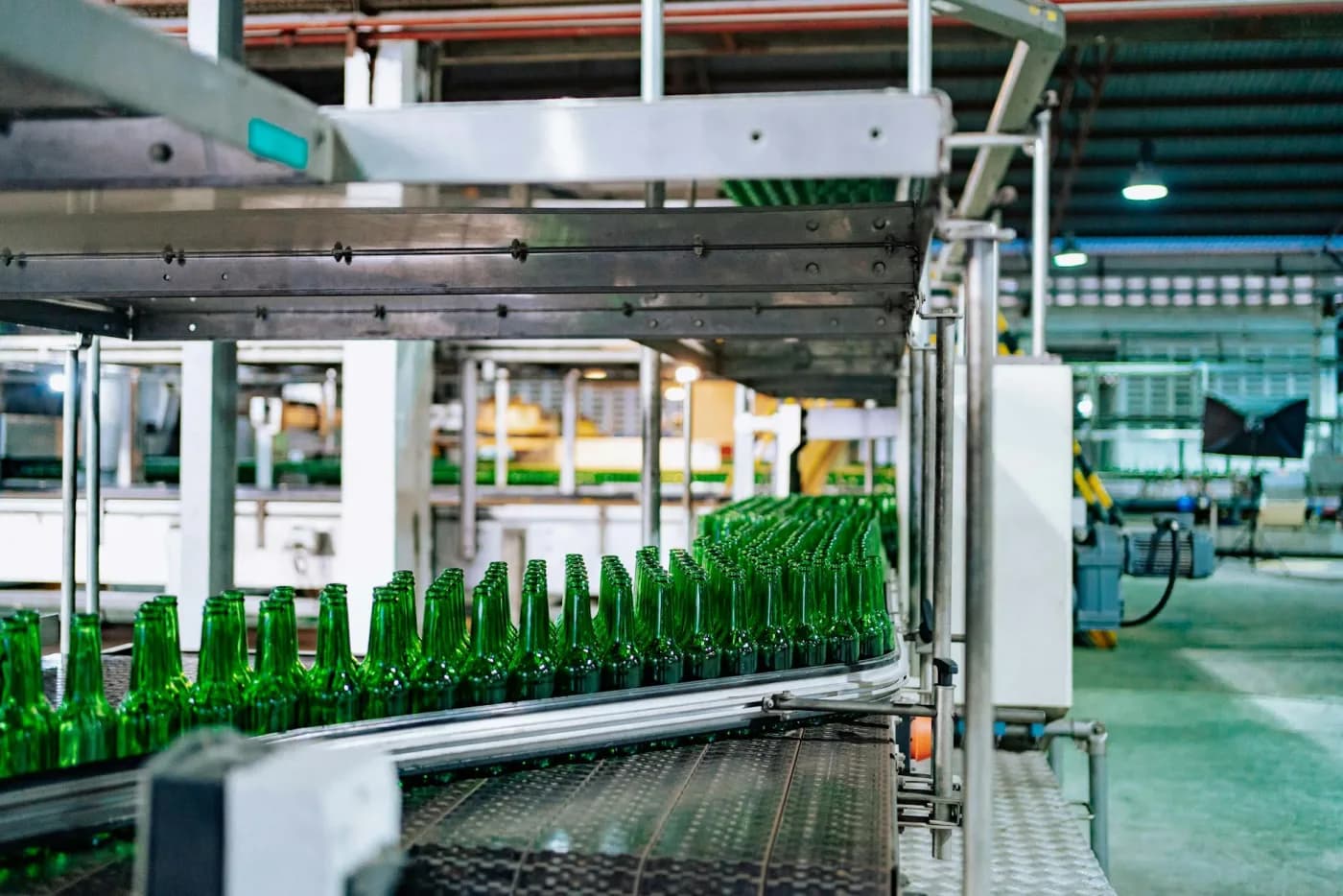 Manufacturing & Logistics - GRADAX digital services